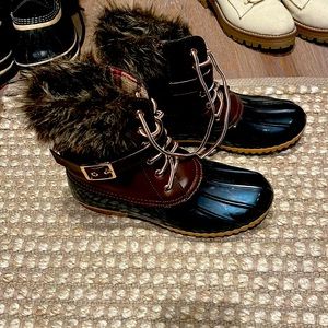 Womens snow boots